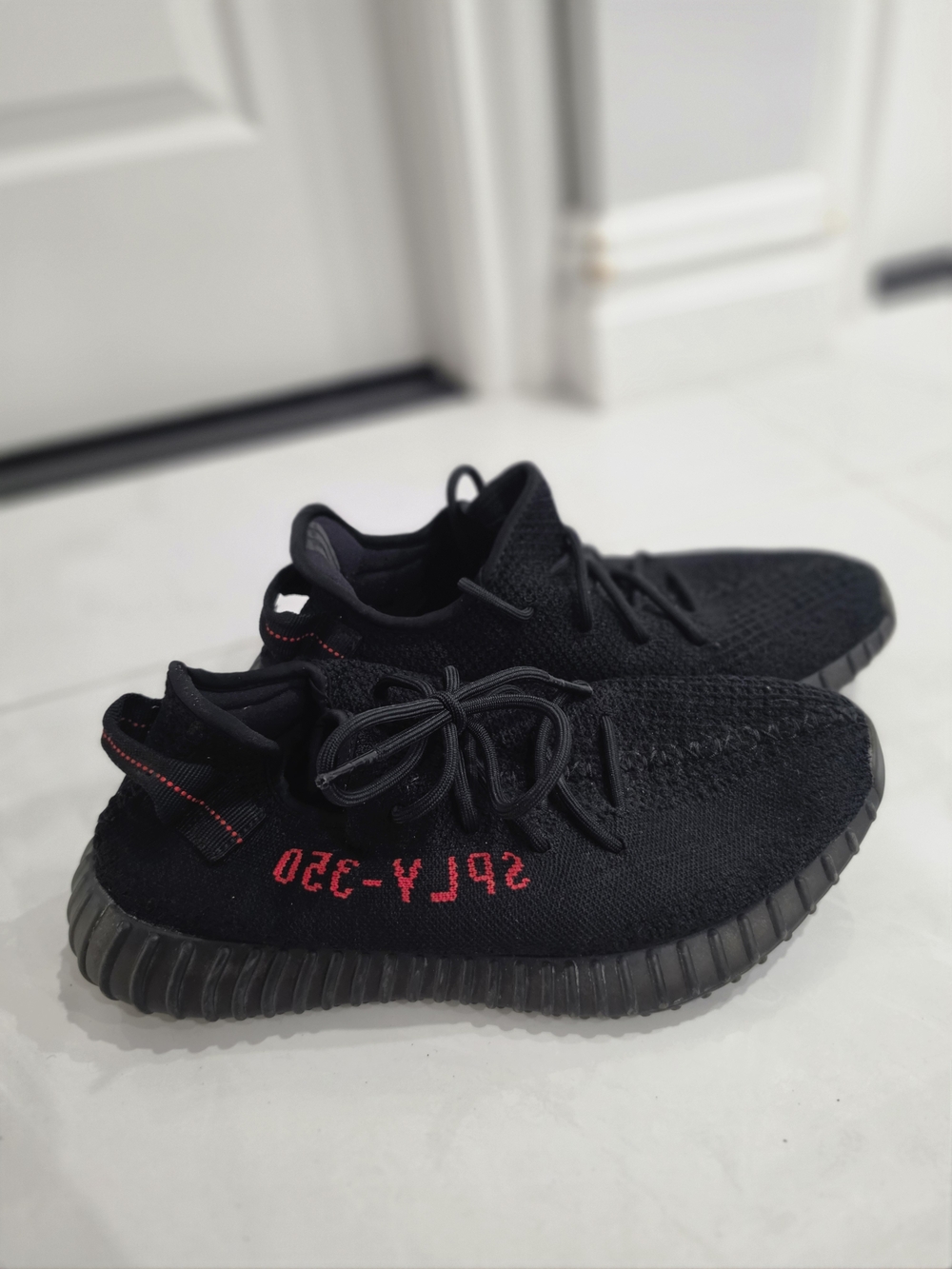 adidas Yeezy Boost 350 V2 Bred Black Red CP9652 Men’s Size 10.5